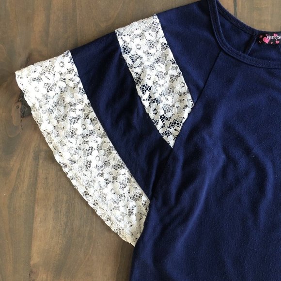 Lace Bat Wing Shirt - Picture 3 of 4